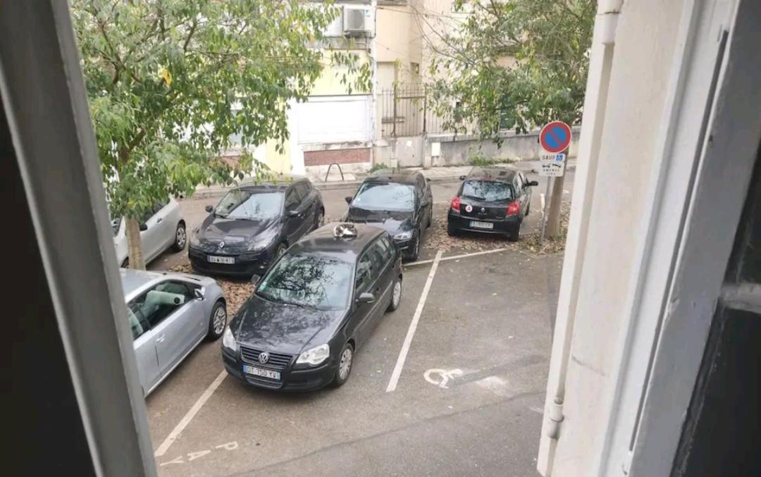 Studio Hypercentre A 2 Pas De La Gare Appart N°2 أجان المظهر الخارجي الصورة